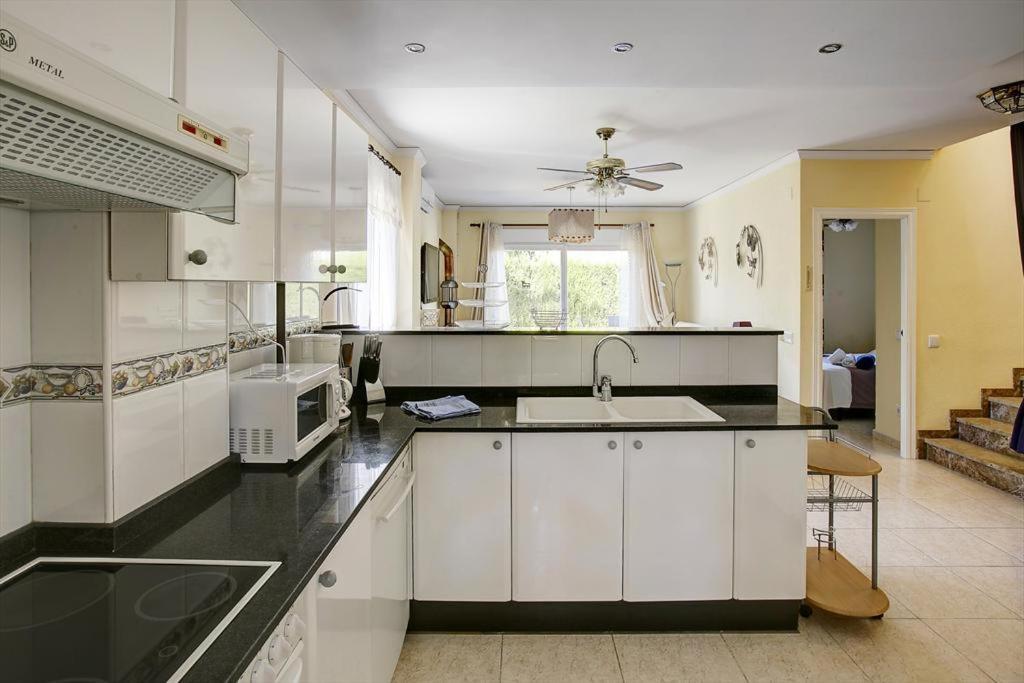 Villa La Rosaleda à Dénia Extérieur photo
